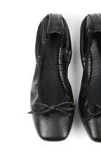 Uliana Kadın Köşeli Burun Fiyonklu Esnek Taban Katlanabilir Siyah Babet Ayakkabı