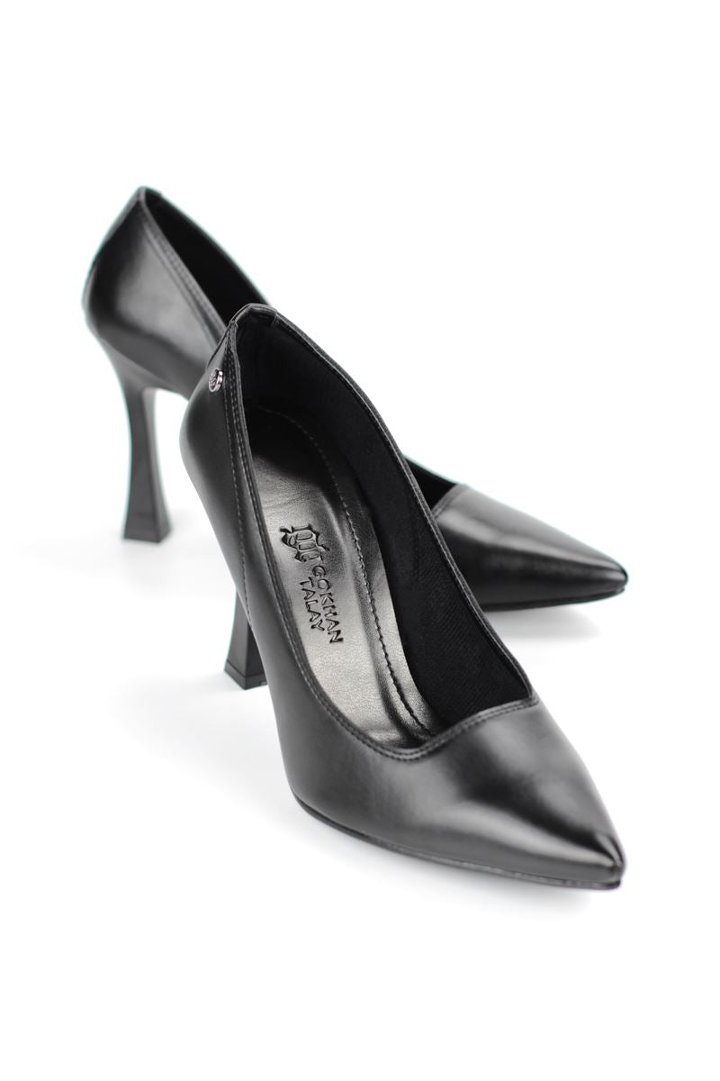 Odette Esnek Yumuşak Kaymaz Taban (10 cm) Siyah Cilt Kadın Topuklu Ayakkabı