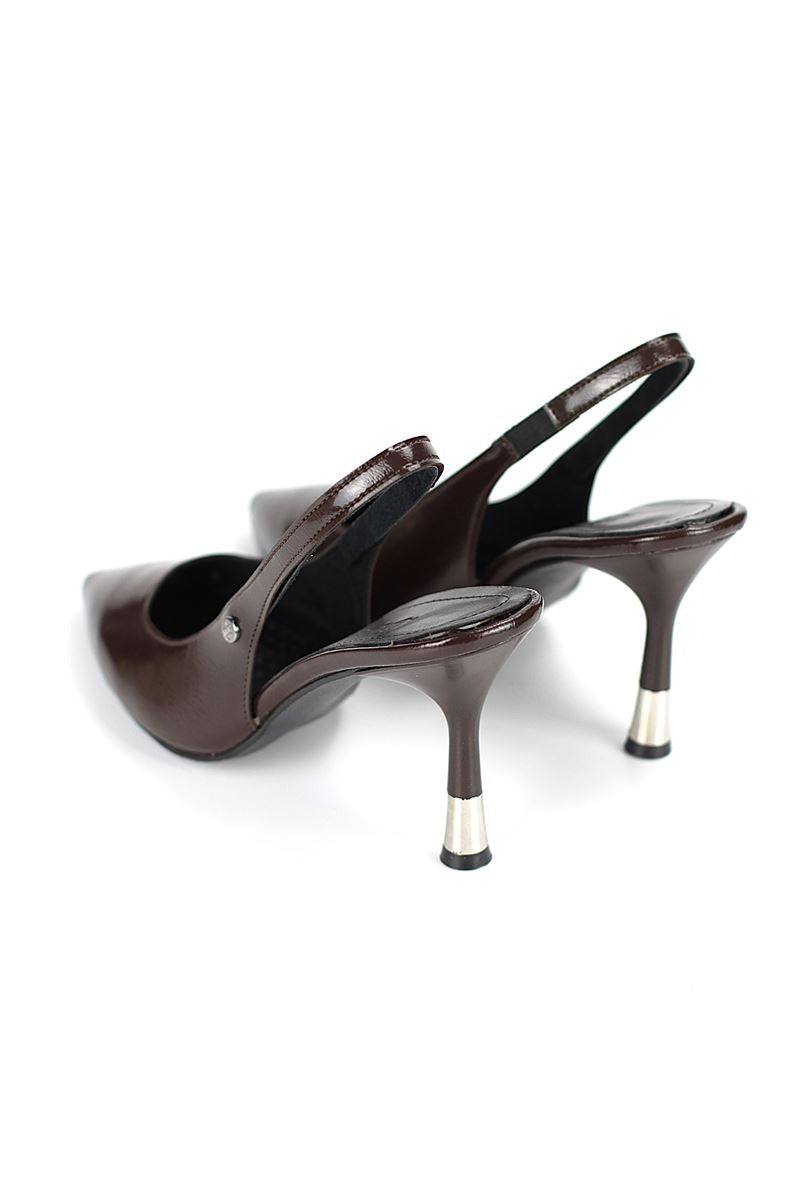 Biana  Esnek Yumuşak Kaymaz Taban (8 cm) Kahverengi Rugan Açık Lastikli Kadın Topuklu Ayakkabı