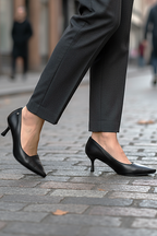 Zelia Esnek Yumuşak Kaymaz Taban (4 cm) Siyah Cilt Kadın Topuklu Ayakkabı