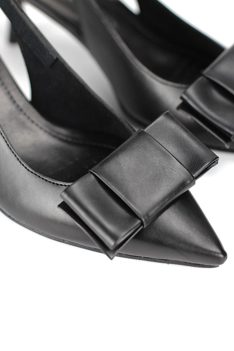 Rivva Esnek Yumuşak Kaymaz Taban (4 cm) Siyah Cilt Açık Lastikli Köşe Fiyonk Kadın Topuklu Ayakkabı