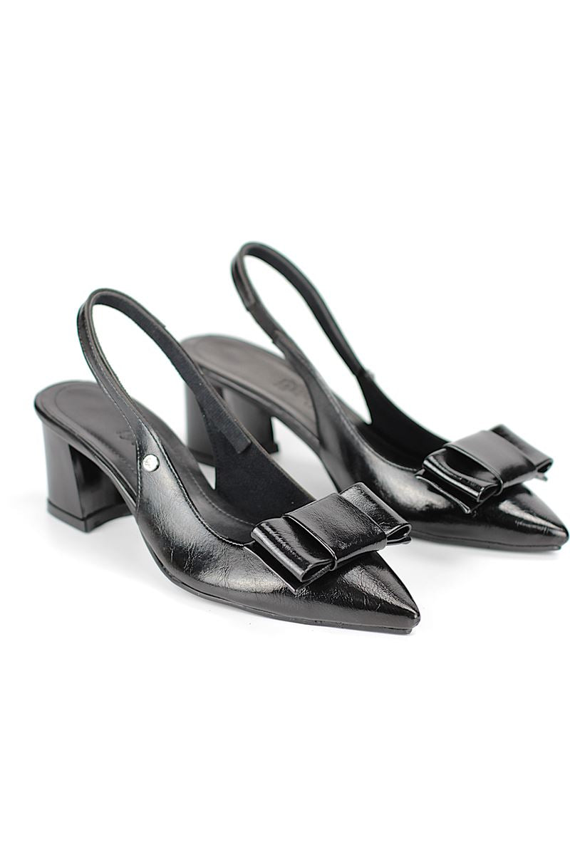 Nira Esnek Yumuşak Kaymaz Taban (4 cm) Siyah Rugan  Açık Lastikli Kadın Kalın Topuklu Köşe Fiyonklu Ayakkabı