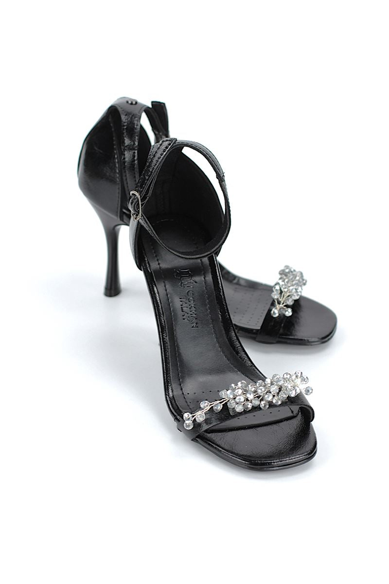 Zaya Esnek Yumuşak Kaymaz Taban (8 cm) Siyah Rugan El Yapımı Gümüş Boncuk Detaylı Kadın Topuklu Ayakkabı