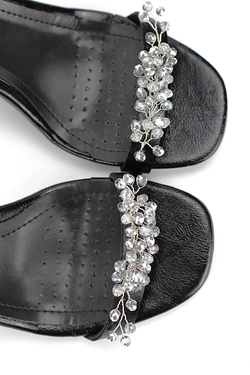 Zaya Esnek Yumuşak Kaymaz Taban (8 cm) Siyah Rugan El Yapımı Gümüş Boncuk Detaylı Kadın Topuklu Ayakkabı