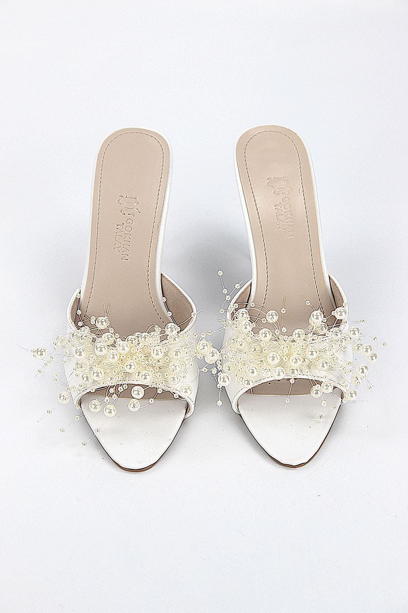 Almas Esnek Yumuşak Kaymaz Taban (8 cm) Beyaz Cilt El Yapımı Boncuk Detaylı Kadın Topuklu Terlik 