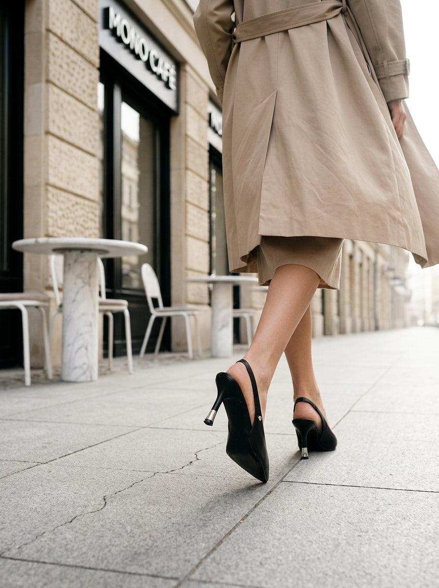 Biana  Esnek Yumuşak Kaymaz Taban (8 cm) Siyah Cilt Açık Lastikli Kadın Topuklu Ayakkabı