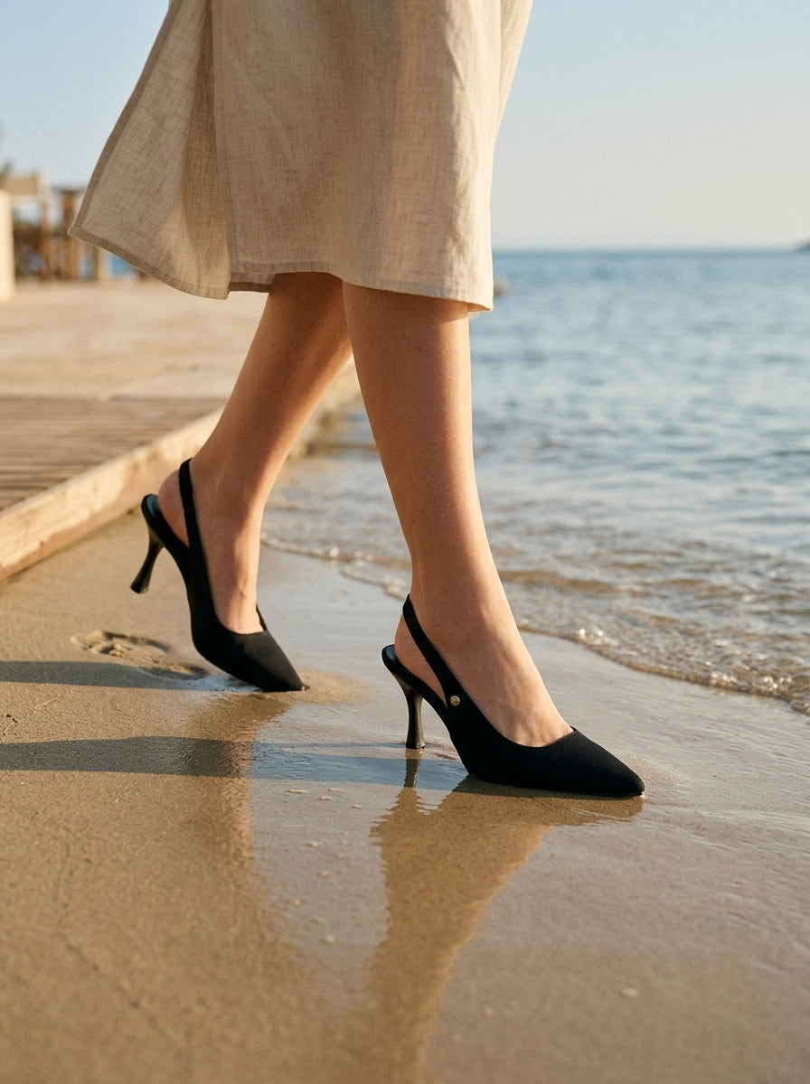 Lavender Esnek Yumuşak Kaymaz Taban (8 cm) Siyah Süet Açık Lastikli Kadın Topuklu Ayakkabı