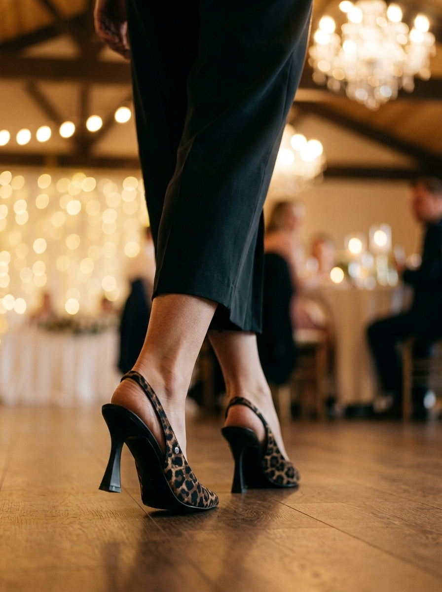 Margaret  Esnek Yumuşak Kaymaz Taban (10 cm) Leopar Açık Lastikli Kadın Kalın Topuklu Ayakkabı