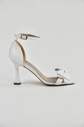 Jennifer Beyaz Cilt Fiyonk Orta Topuklu(8 cm) Klasik Topuklu Ayakkabı