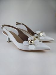 Caity Beyaz Çiçekli Alçak Topuklu(4 cm) Klasik Topuklu Ayakkabı